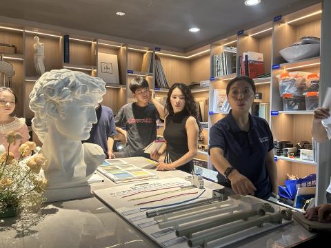 商务部全体员工学习公装材料