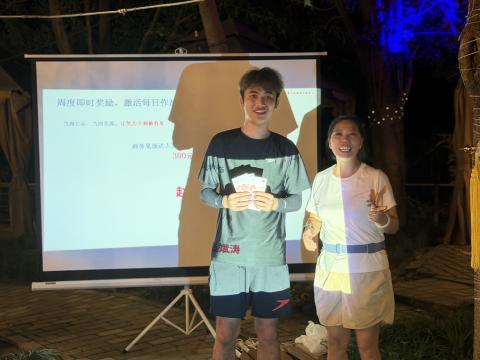 成都公装公司壹西格玛月度会议表彰环节