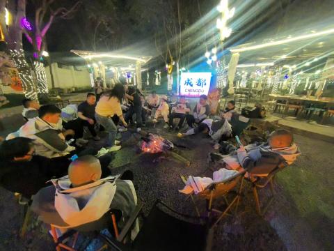 成都公装公司-壹西格玛装饰公司-绕城绿道徒步